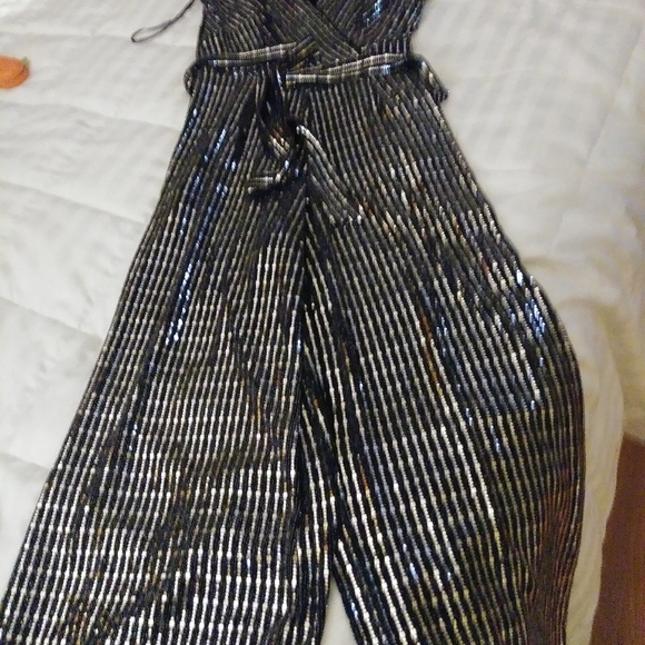 Donna Rocco jumpsuit - Picture 4 of 7